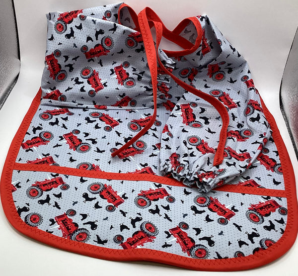 Child’s Bib with Sleeves