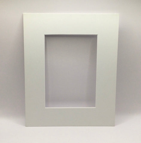 G.St - Acid Free Matting - 8x10 with 5x7 opening - White - 23PMWHT